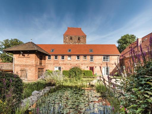 Project JUNE - ehemals Landgasthof Jüterbog - Housity