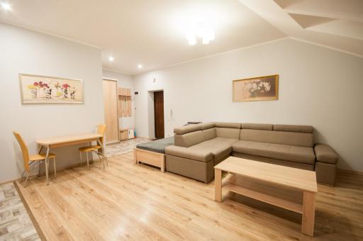Wonderful flat on city center (Mukachivska 4/15) - Housity