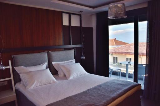 Alexander Inn - Housity