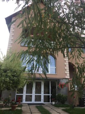 Private House - Housity