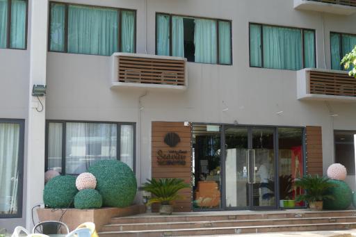 Seaview Holiday Resort - Housity