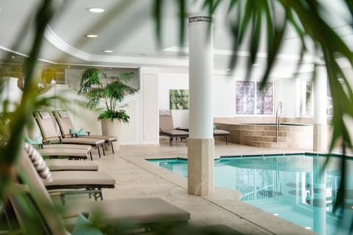 Hotel Grones - Housity