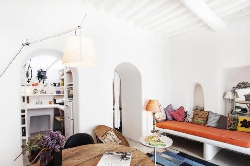 Eclectic & Artistic house in Mykonos town - Housity