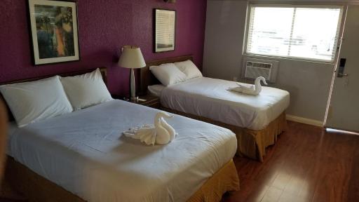 Santa Fe Inn - Pueblo - Housity