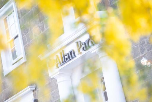 The Allan Park - Housity