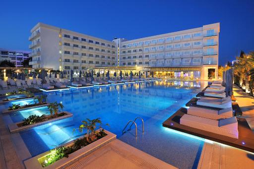 Nestor Hotel - Housity