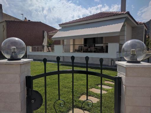 Iraklitsa Apartment - Housity