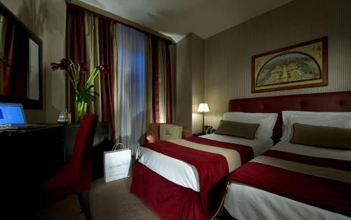Hotel dei Borgognoni - Housity