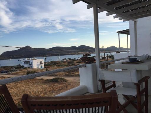 Island White - Housity
