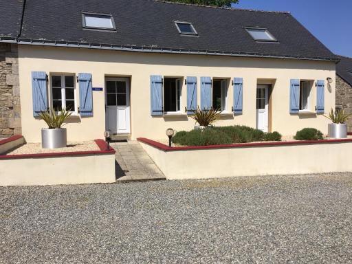 Gites de Kermoel, Molene - Housity