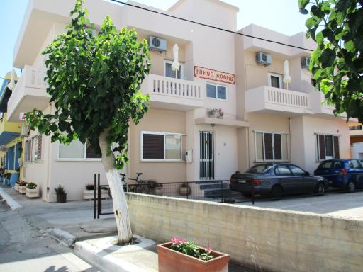 Nikos Rooms - Housity