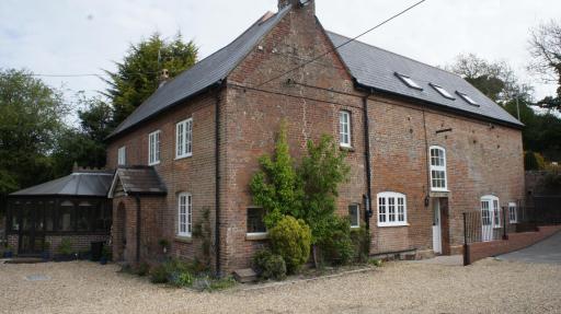 The Old Mill Bed and Breakfast - Housity