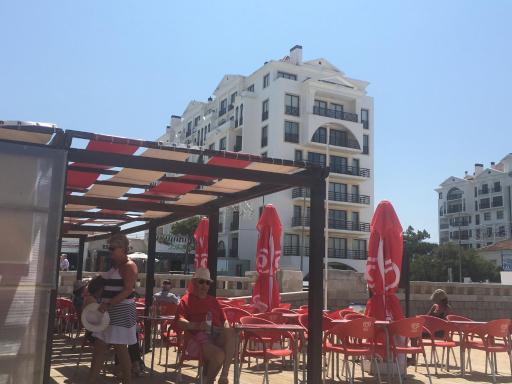 Beachfront 3bdr apt on Marginal Boulevard - Housity