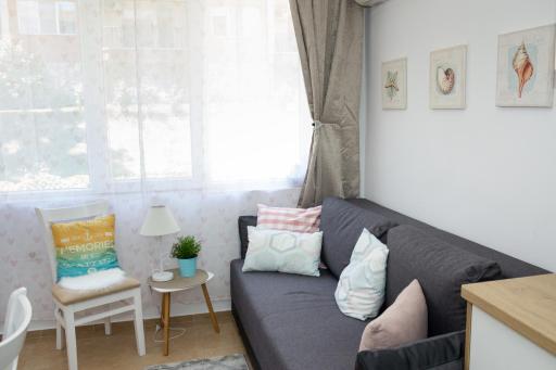 Riviera Park, Golden Sands | One Bedroom Chic Apartment - Housity