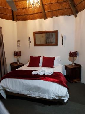 Piccadilly Farm Cottages - Housity