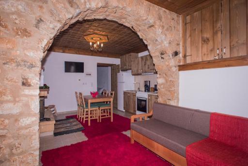 Mossiori Serai - Housity