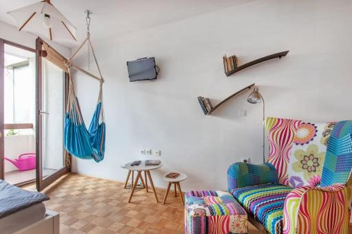 Apartment Living Colors - Housity