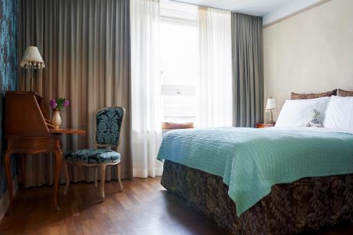 Townhouse Boutique Hotel - Housity