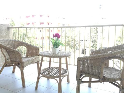 Apartamentos Roquetas Playa - Housity