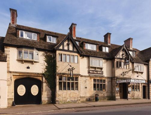 White Hart Hotel - Housity