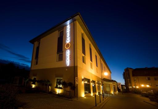 Hotel Centrum - Housity