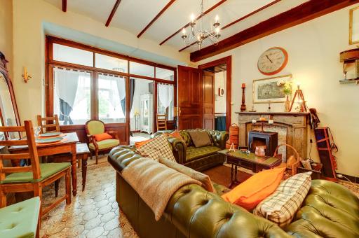 Chesterfield appartement -view on garden - Housity