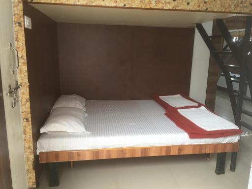 Joshi Yatri Niwas - Housity