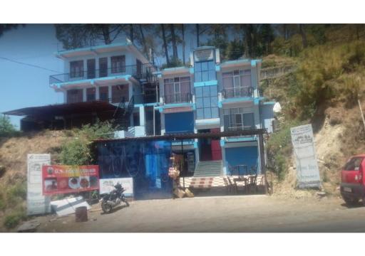 Mountain Facing Rooms in Shimla - Housity