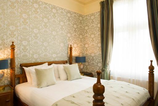 Brooks Guesthouse - Housity