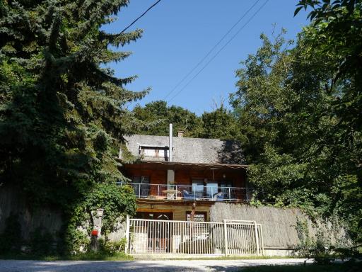 SZARVASKŐ NYARALÓ/ DEER ROCK COTTAGE - Housity