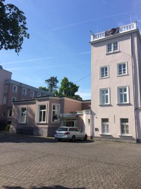Hotel Villa von Sayn Rheinbreitbach - Housity