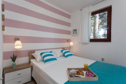 Ice Cream Vacation Home - Housity