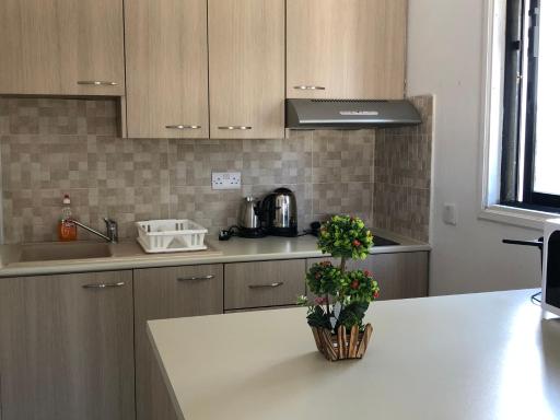 Kasapis Apts - Housity