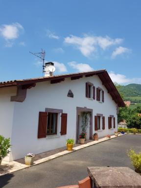 Maison Bakea - Housity