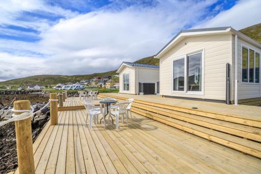Seaside cabin Skarsvåg - Housity
