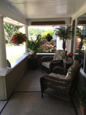 Your Oasis in Niagara Falls Canada - Housity