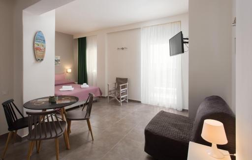 Seaside Studios - Housity