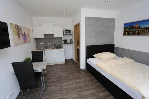 Hecht Apartments - Housity
