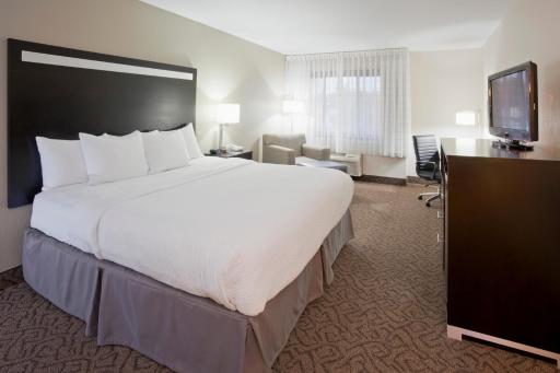 Carrollton Hotel - Housity