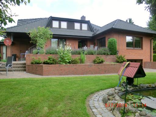 Auf dem Lande - Housity