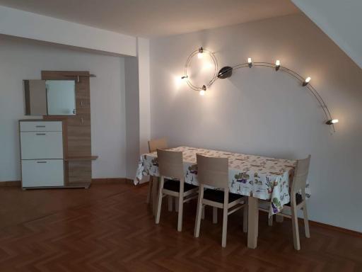 Central Apartman - Housity