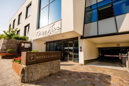 Hotel Neues Tor - Housity