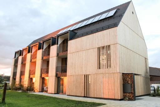 Hotel Lenderstuben - Housity