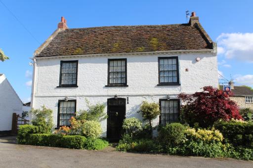 Skelton Grange Farmhouse - Housity