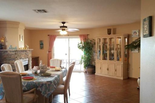 Beautifully remodeled house with great mountain views. - Housity