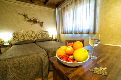 Hotel Albergue La Casa Del Peregrino - Housity