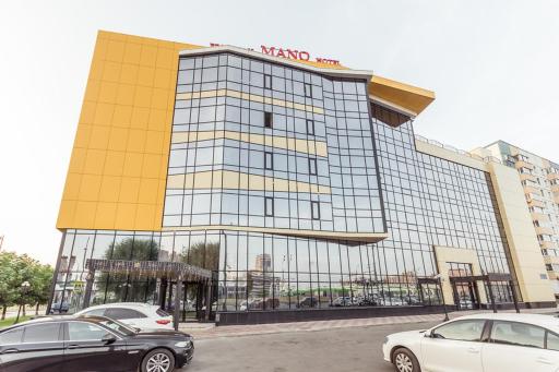 Hotel MANO - Housity