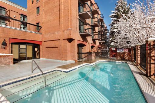 Shadow Ridge by All Seasons Resort Lodging - Housity