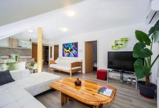 Apartments Osijek by the River - Housity