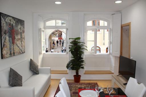 Arco de Almedina Boutique - Housity